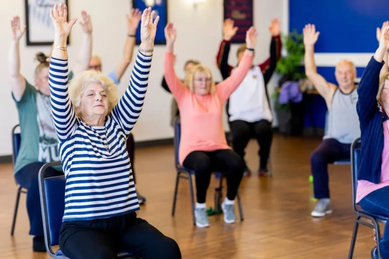 7 Great Exercises for Seniors To Stay Healthy & Active